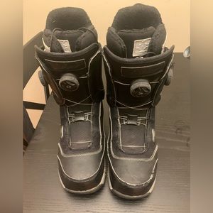 DC MORA WMS Snowboard Boots (Sz 9/BLK)